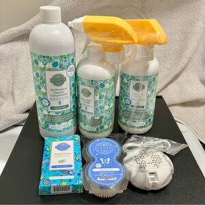 NWOT Scentsy Cleaning Collection